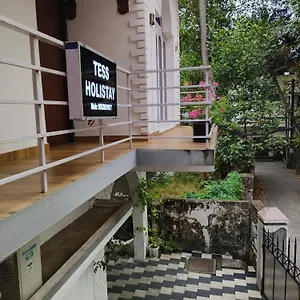 Tess Holistay Kochi Homestay